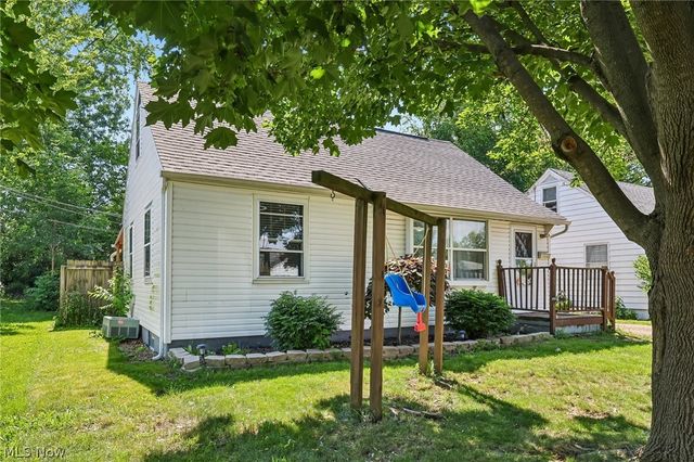 1430 Janice Street NE, Massillon, OH 44646