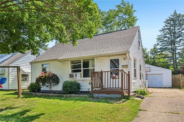 1430 Janice Street NE, Massillon, OH 44646