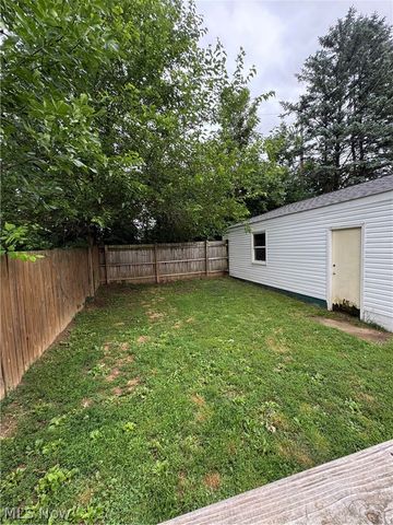 1430 Janice Street NE, Massillon, OH 44646