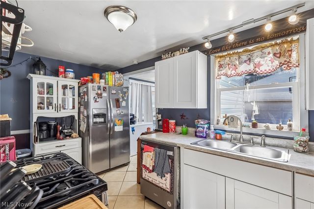 1430 Janice Street NE, Massillon, OH 44646