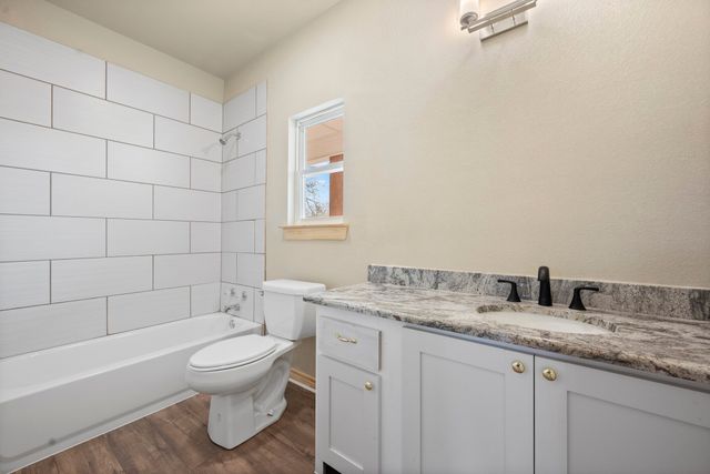 2865 Conveyor Drive B, Burleson, TX 76028