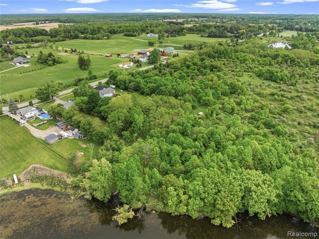 9200 Perry Road, Atlas, MI 48411