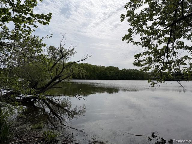 9200 Perry Road, Atlas, MI 48411