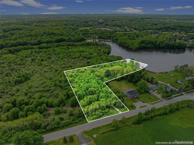 9200 Perry Road, Atlas, MI 48411