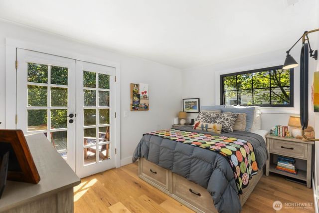 4311 NE 55th Street, Seattle, WA 98105