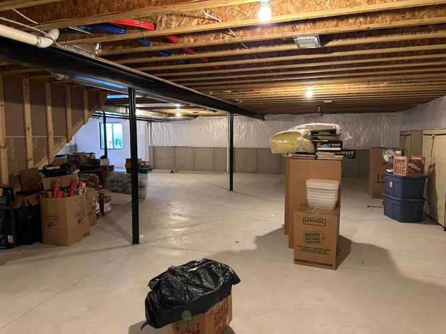 8982 Creekway Drive, Ypsilanti Twp, MI 48197