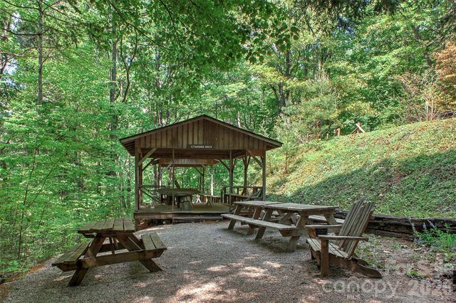 491 Mckenzie Way S 598, 599, Old Fort, NC 28762