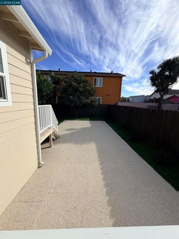 820 Pennsylvania Ave, Richmond, CA 94801