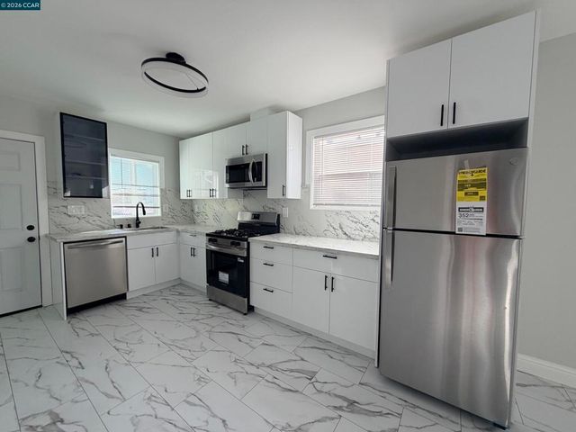 820 Pennsylvania Ave, Richmond, CA 94801