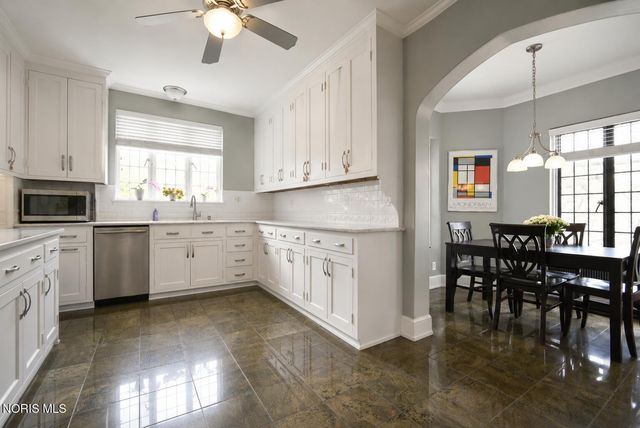 2908 River Road, Maumee, OH 43537