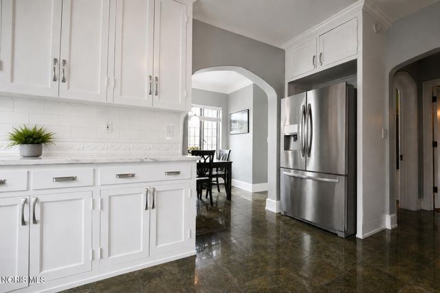 2908 River Road, Maumee, OH 43537