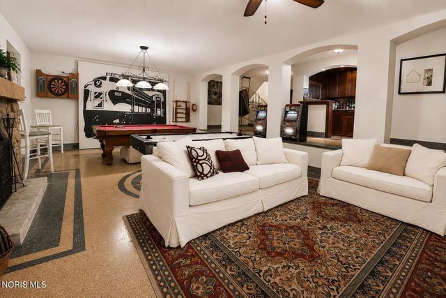 2908 River Road, Maumee, OH 43537