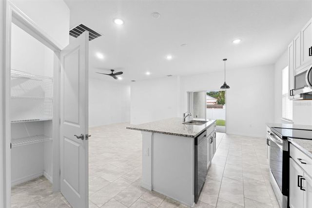 2902 LINGO LANE, Orlando, FL 32822