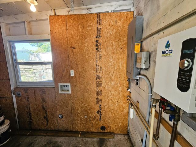 501 25TH AVENUE W, Bradenton, FL 34205