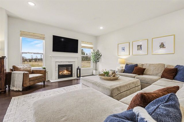 2744 Salt Springs Drive, Saline, MI 48176