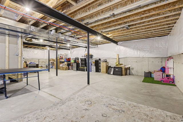 2744 Salt Springs Drive, Saline, MI 48176