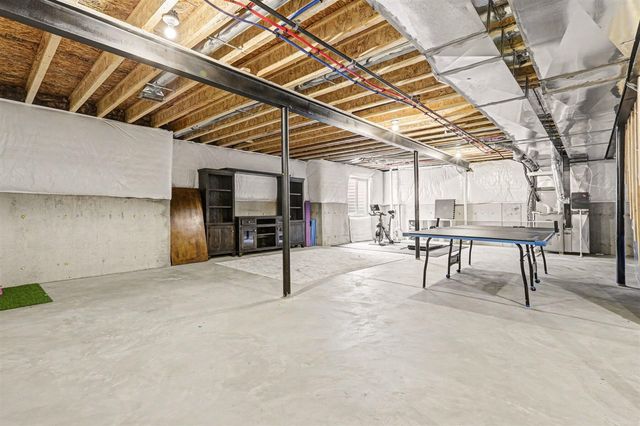 2744 Salt Springs Drive, Saline, MI 48176