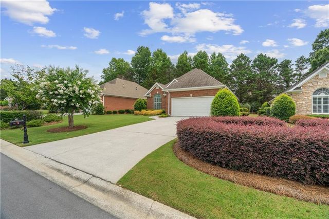 112 Bristol Place SE, Calhoun, GA 30701