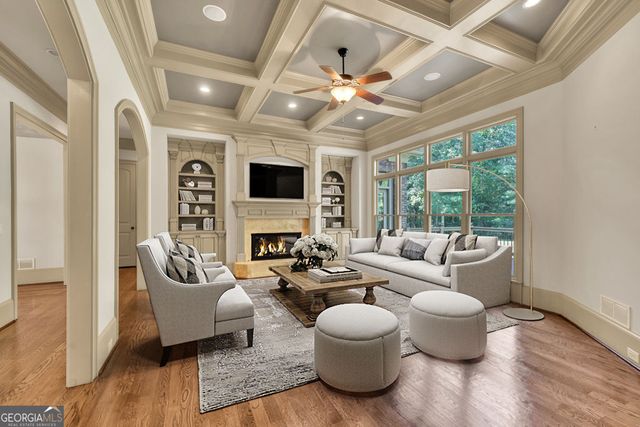 9145 Greenway Court, Gainesville, GA 30506