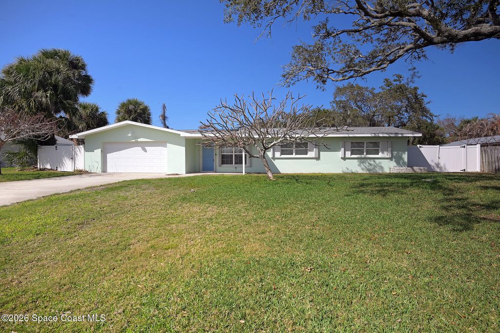 214 Tampa Avenue, Indialantic, FL 32903