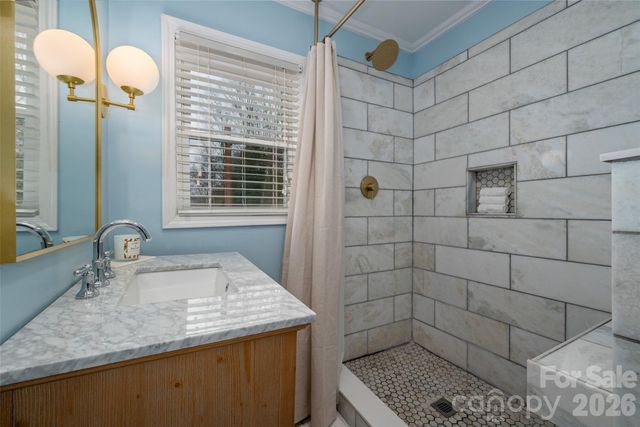 406 S Central Avenue, Belmont, NC 28012