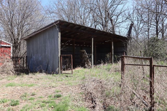 32656 S 4320 Road, Big Cabin, OK 74332