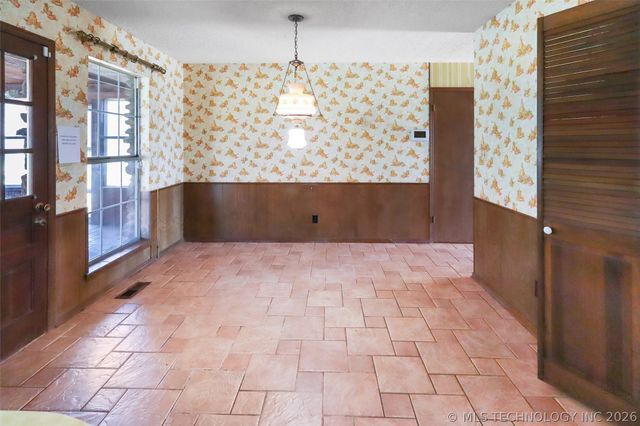 32656 S 4320 Road, Big Cabin, OK 74332