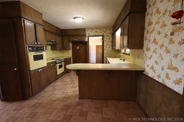 32656 S 4320 Road, Big Cabin, OK 74332