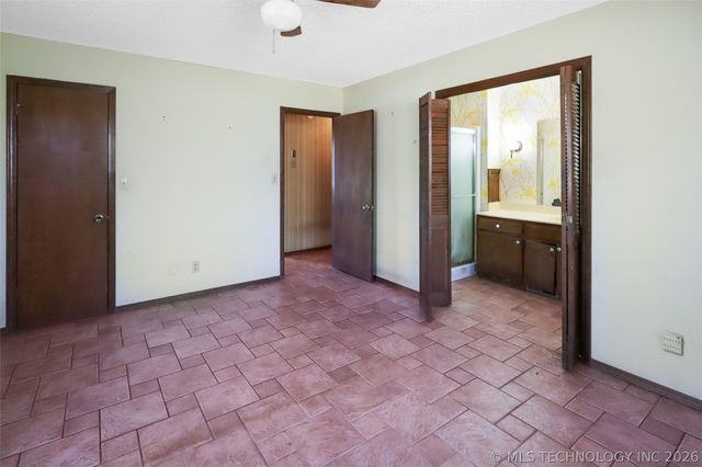 32656 S 4320 Road, Big Cabin, OK 74332