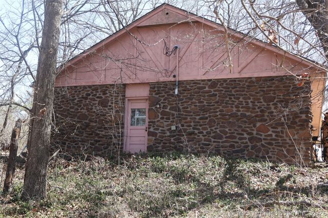 32656 S 4320 Road, Big Cabin, OK 74332