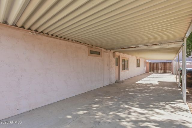 349 S ALVARO Circle, Mesa, AZ 85206