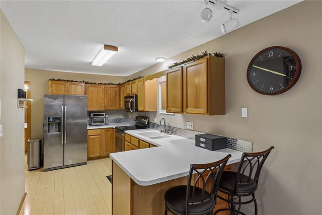 2247 Grand Avenue 12, West Des Moines, IA 50265