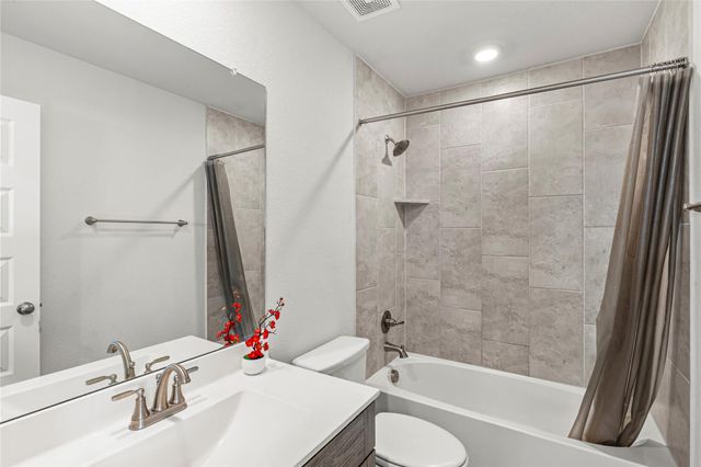 221 Banff DR, Kyle, TX 78640