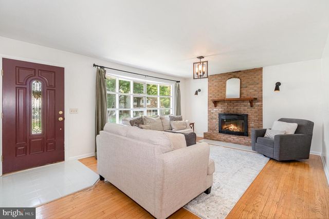 114 BROOKSIDE AVE, Hershey, PA 17033