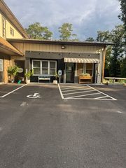 946-948 American Legion Hwy, Westport, MA 02790