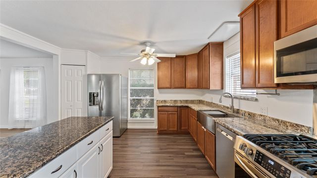 402 Placid Lake Lane, Magnolia, TX 77354