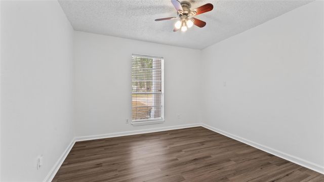 402 Placid Lake Lane, Magnolia, TX 77354