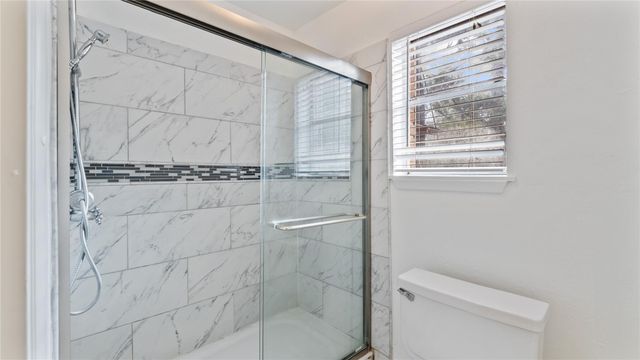 402 Placid Lake Lane, Magnolia, TX 77354