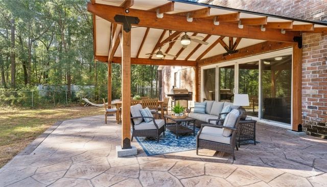 402 Placid Lake Lane, Magnolia, TX 77354