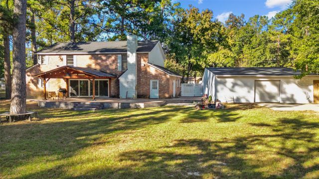 402 Placid Lake Lane, Magnolia, TX 77354