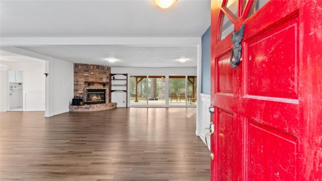 402 Placid Lake Lane, Magnolia, TX 77354