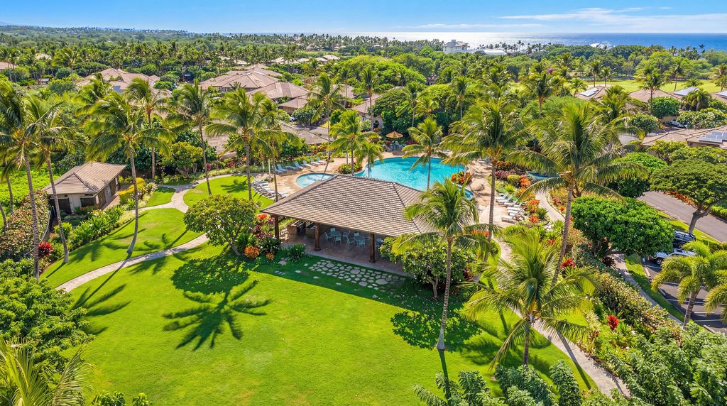 Image 1 of property listing at 68-1122 N KANIKU DR, #404, Kamuela, HI 96743