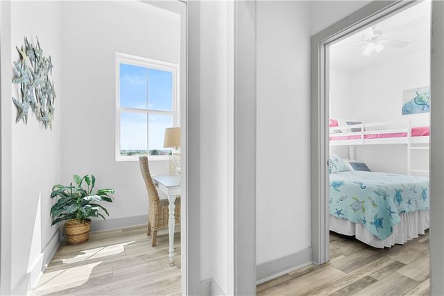 200 Piper Blvd B4, Port Aransas, TX 78373