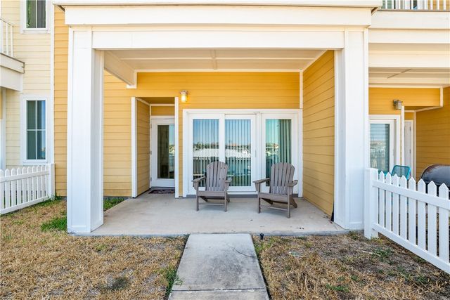 200 Piper Blvd B4, Port Aransas, TX 78373