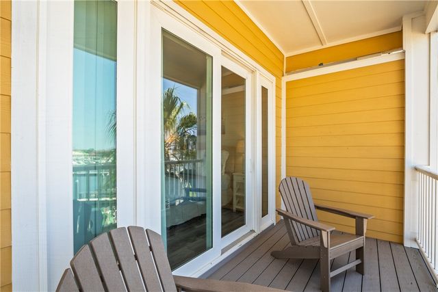 200 Piper Blvd B4, Port Aransas, TX 78373