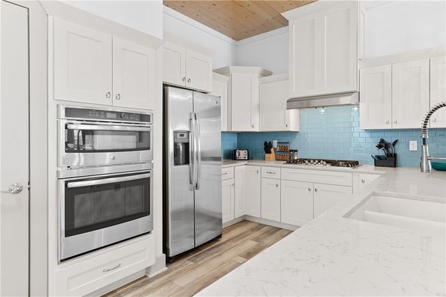 200 Piper Blvd B4, Port Aransas, TX 78373