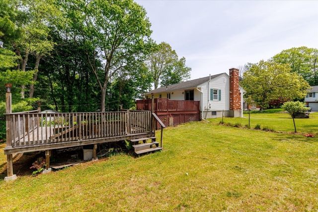 3 Edith Ln, Rutland, MA 01543