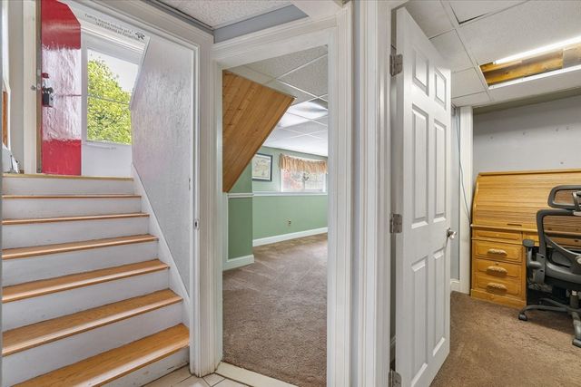 3 Edith Ln, Rutland, MA 01543