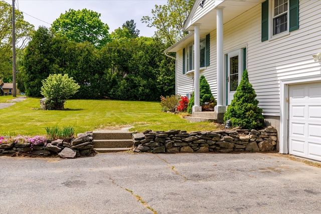 3 Edith Ln, Rutland, MA 01543