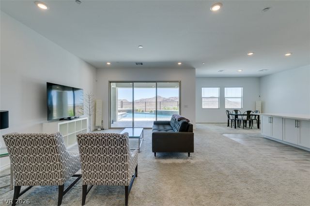 988 Edinburgh Fields Court, Las Vegas, NV 89138